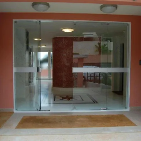 Menton, 3 Pieces, 4 Personnes - Fr-1-196-179 Apartment Menton